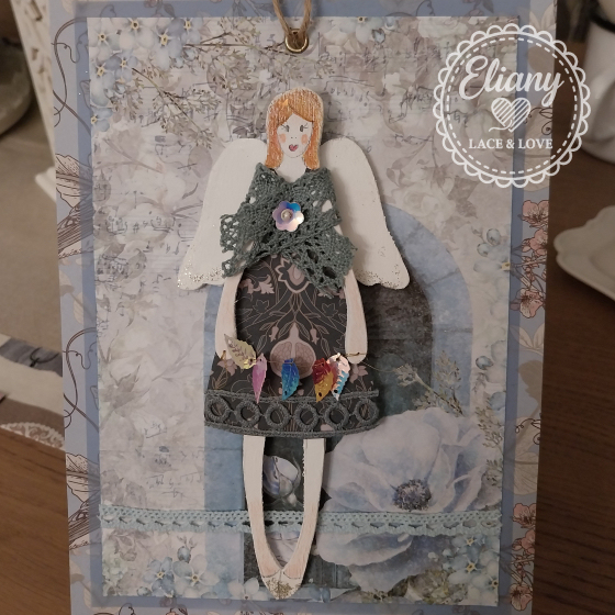 angeli in legno e carta scrapbooking
