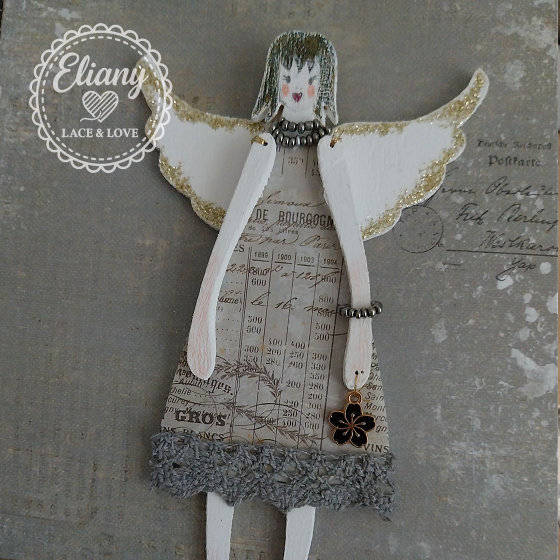 angeli in legno e carta scrapbooking