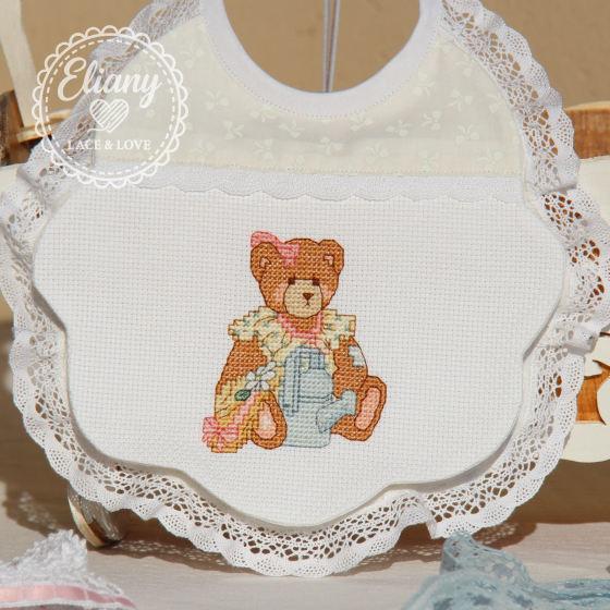 Bavaglie beb� ricamate a punto croce, Cherished Teddy