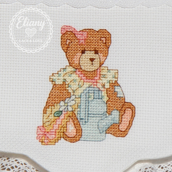 Bavaglie beb� ricamate a punto croce, Cherished Teddy