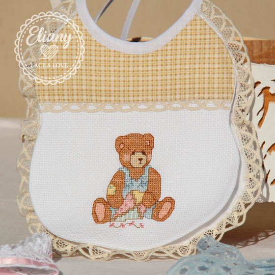 Bavaglie beb� ricamate a punto croce, Cherished Teddy