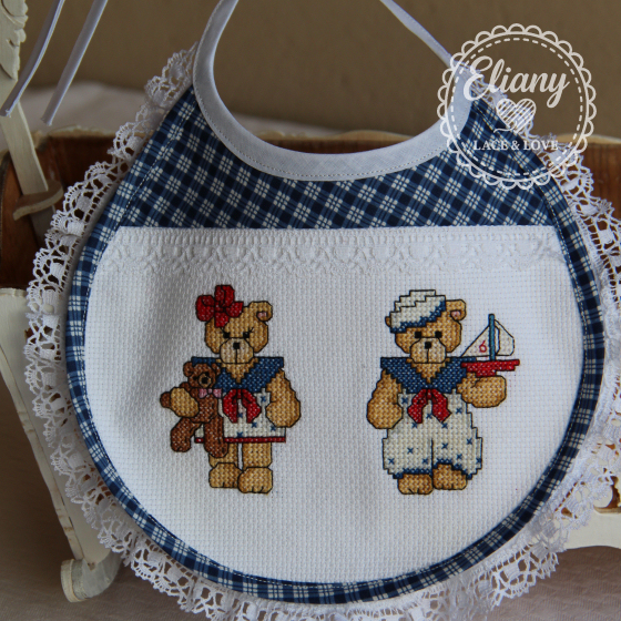 Bavaglie beb� ricamate a punto croce, Cherished Teddy