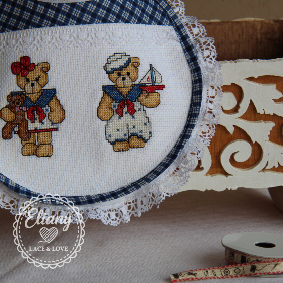 Bavaglie beb� ricamate a punto croce, Cherished Teddy