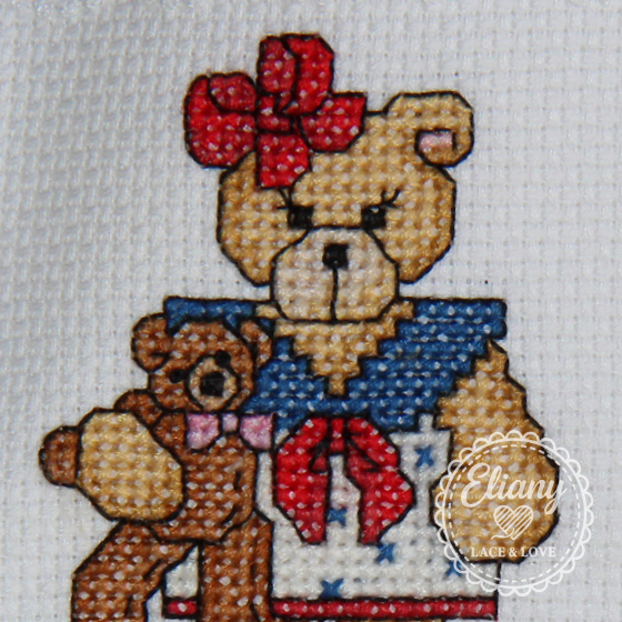 Bavaglie beb� ricamate a punto croce, Cherished Teddy