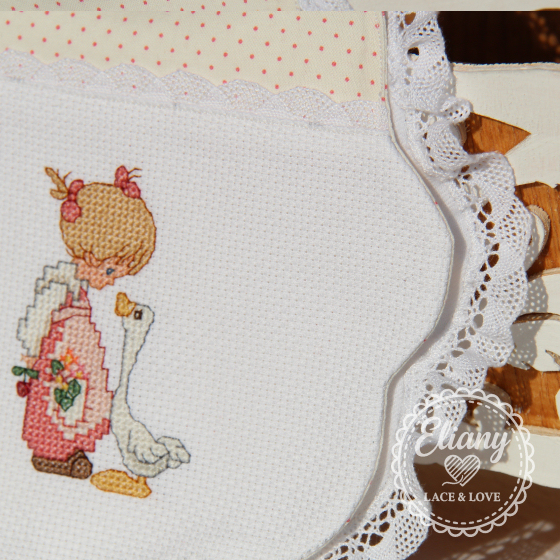 Bavaglie beb� ricamate a punto croce, Precious Moments