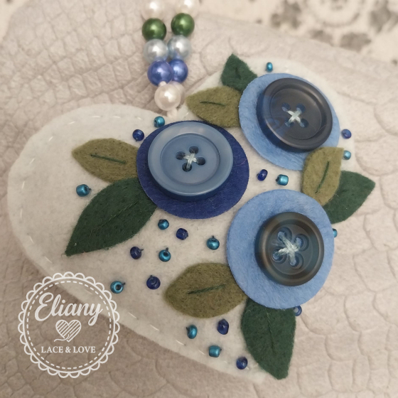 Charms per borse o portachiavi cuore con fiori