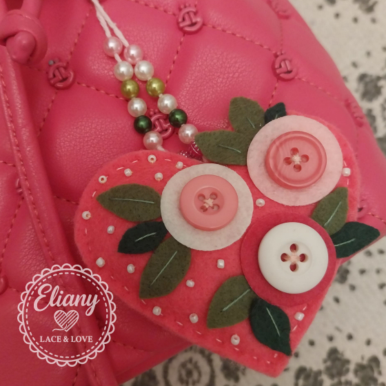 Charms per borse o portachiavi cuore con fiori