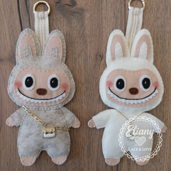 Charms per borse o portachiavi in feltro melange mostri di stile