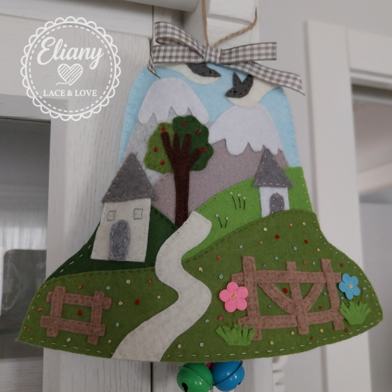 decorazioni feltro campana di primavera