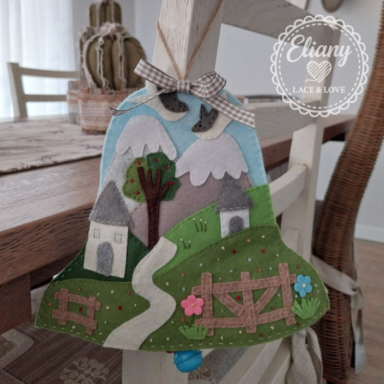 decorazioni feltro campana di primavera