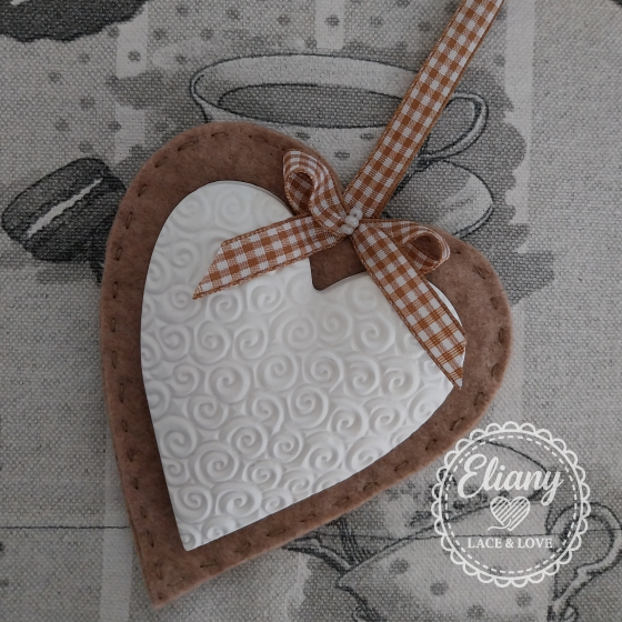 cuori decorazioni per cucina in feltro e gesso