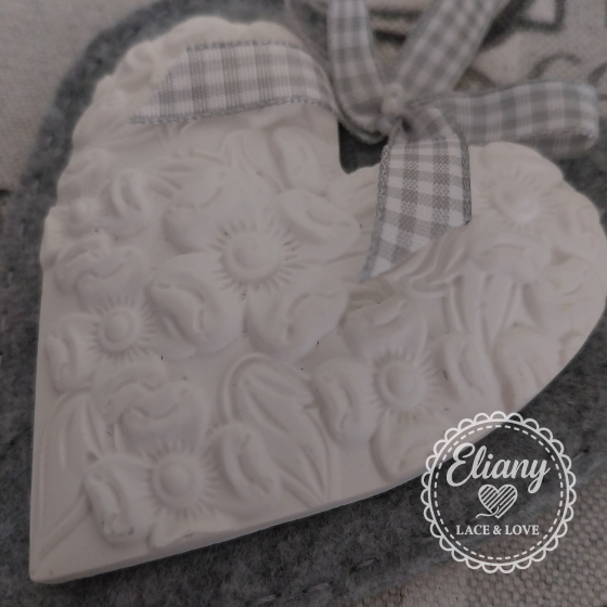 cuori decorazioni per cucina in feltro e gesso