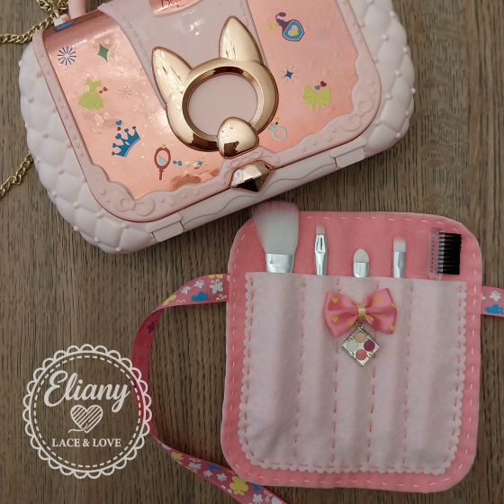 porta pennelli da trucco bambina in feltro