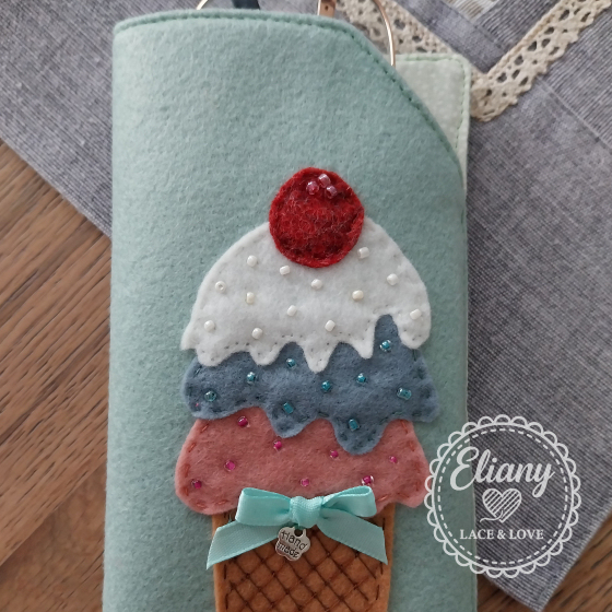 Portaocchiali pannolenci con gelati