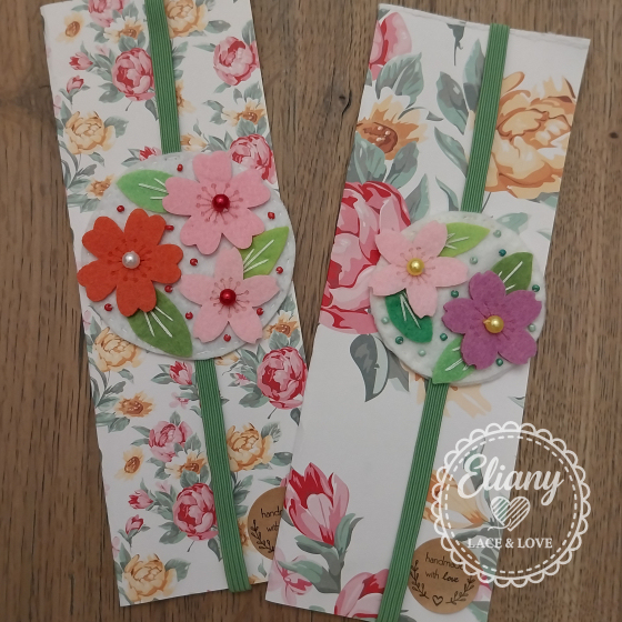 Segnalibri tondi in feltro tema fiori