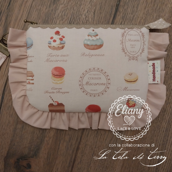 Pochette portatrucco, scrunchies