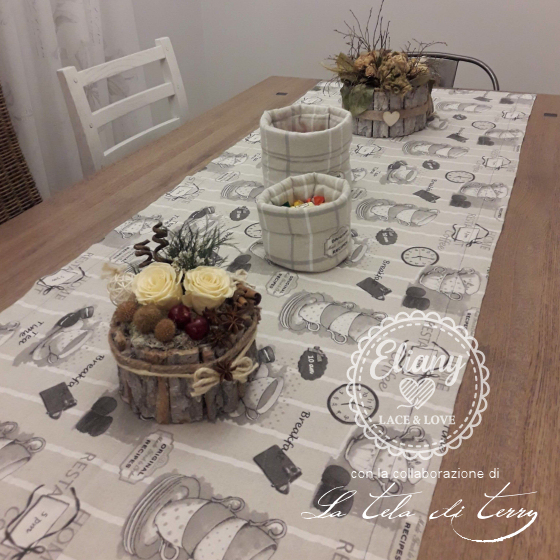 Set cucina runner, presine, cestini e cuscino coordinato 